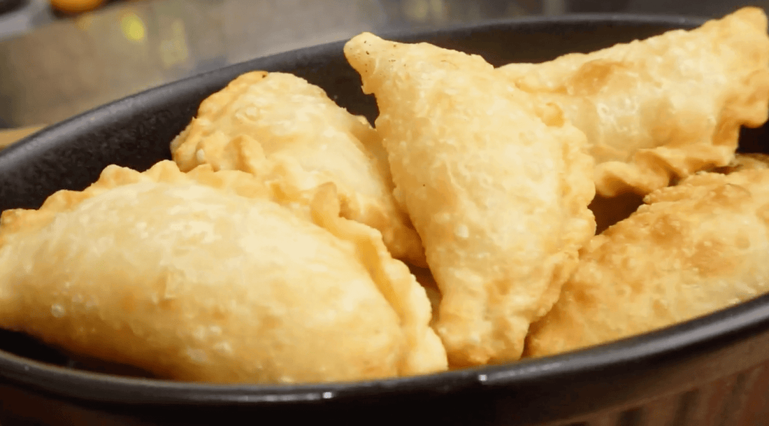 How to Make Empanada de Queso - La Fe Foods