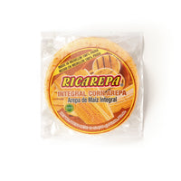 RICAREPA integral corn arepa, a healthy Latin food made with 100% stone ground whole grain flour.