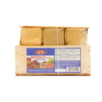 La Fe Bocadillo Veleño guava snack, a quality Latin food product in a wooden box, perfect for desserts or snacks.